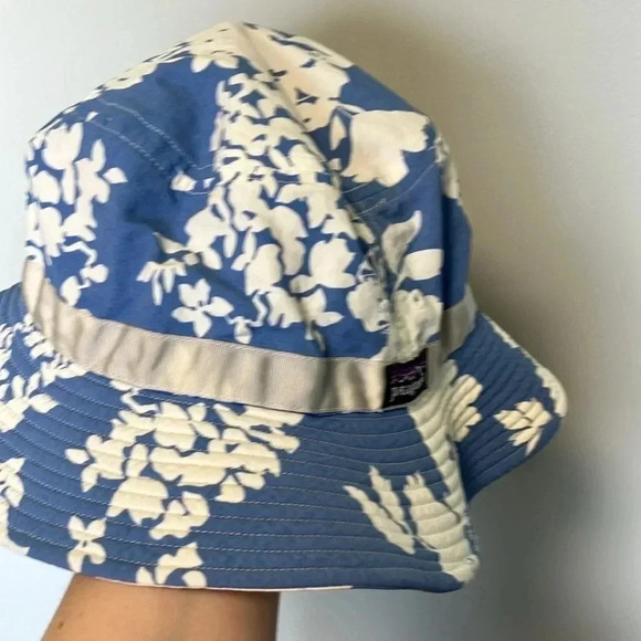 Patagonia floral  bucket hat - Picture 2 of 3